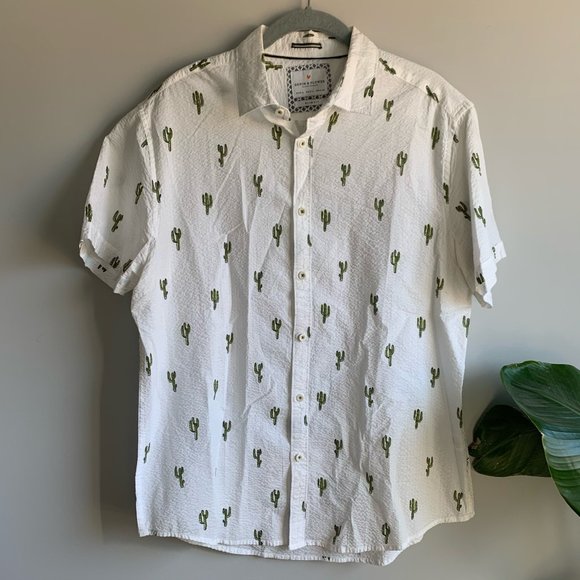 Denim & Flower Other - Denim & Flower Cactus Print Button Front Shirt L
